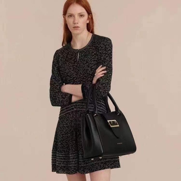 BURBERRY Grain Calfskin Medium Buckle Tote Black - Picture 3 of 14